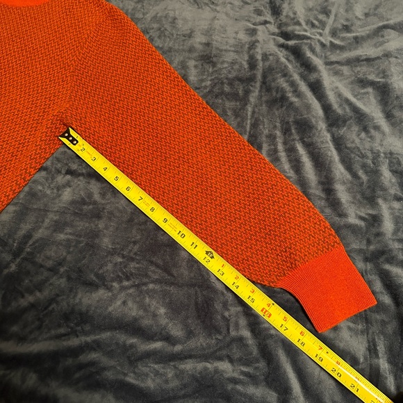 Kiton Sweater 100% Cashmere. Size Italian 52. Burgundy and Brownish Black. - Picture 10 of 16